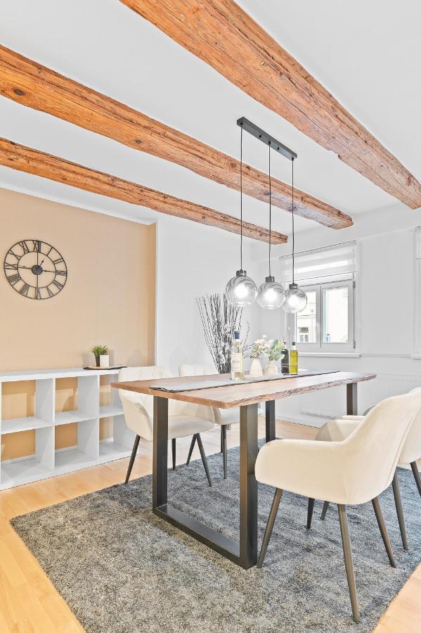 Moderne Altbauwohnung Im Zentrum - Kingsize Bett - Netflix Ludwigsburg